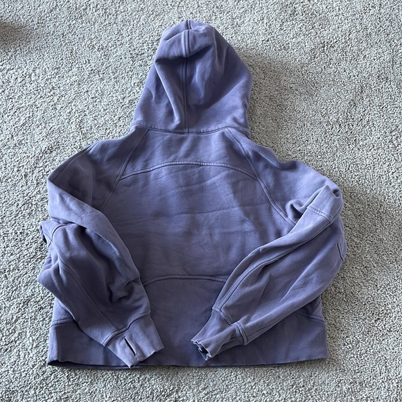 SOLD Lululemon Scuba front pocket full zip Hoodie / size M/L - Picture 4 of 8